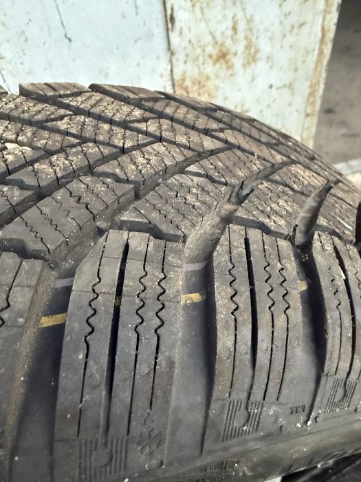 Продам нову резину колеса 205 55 R16