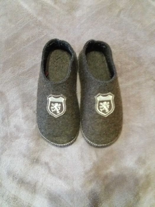 Войлочные детские комнатные тапки