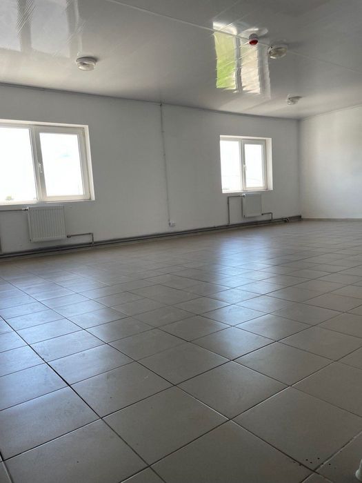 Приміщення виробничого призначення 550 кв.м. 40 км від Києва