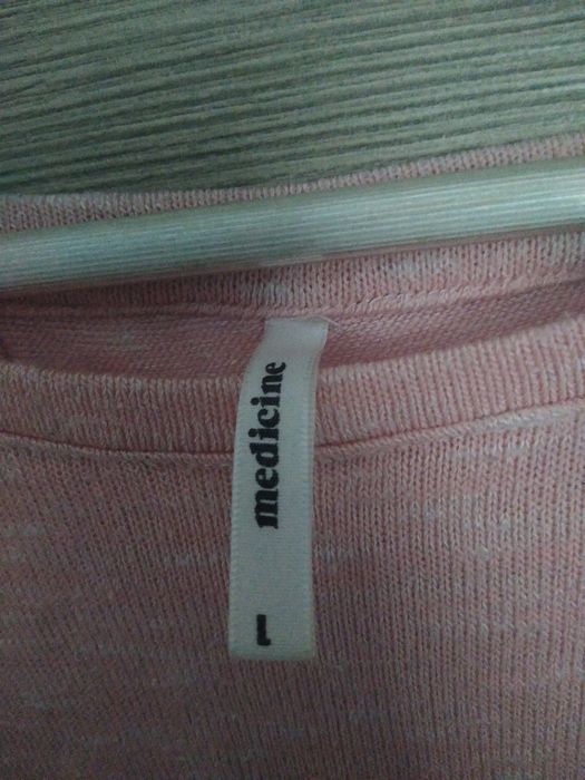 Cienki sweter damski