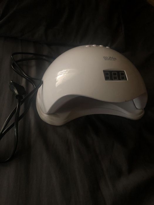 Лампа для манікюру