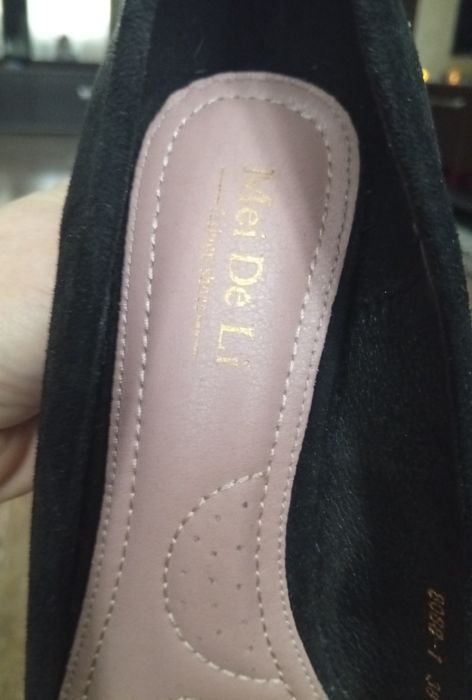 Классические туфли на шпильке