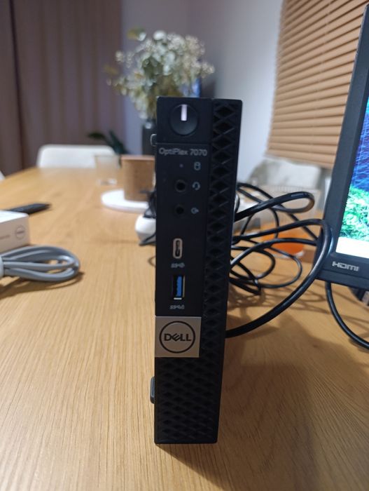 MINI Komputer OptiPlex  7070  + Monitor Dotykowy  Asus VT168