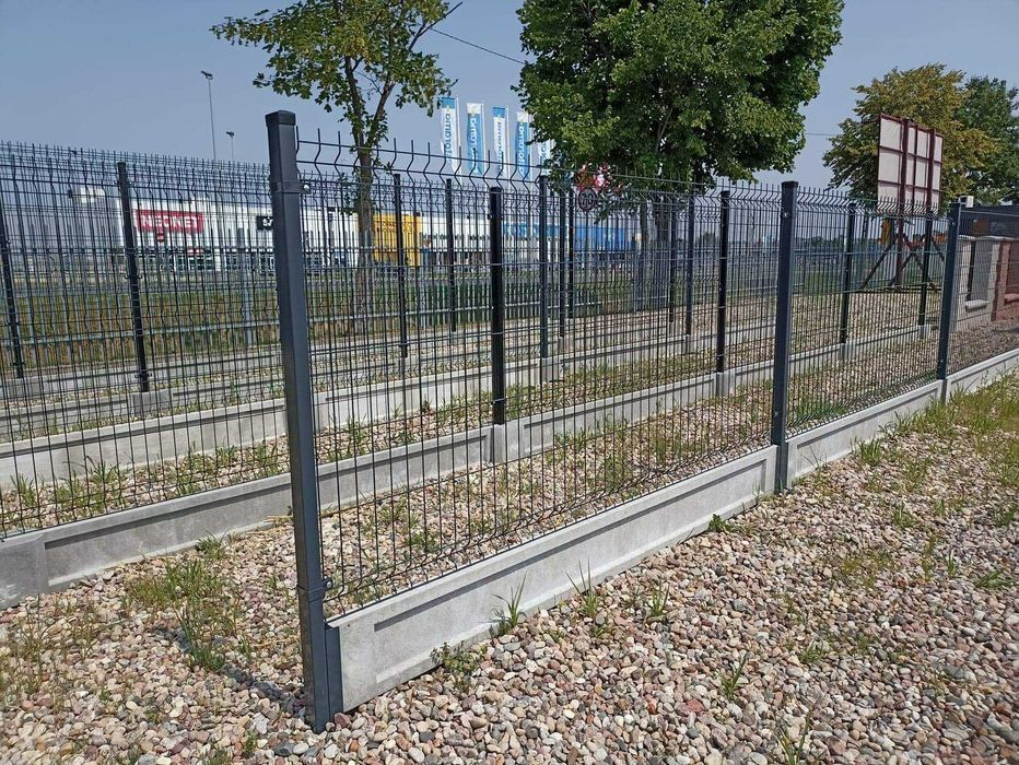 ogrodzenia ogrodzenie panelowe panele słupki brama furtka płot palety