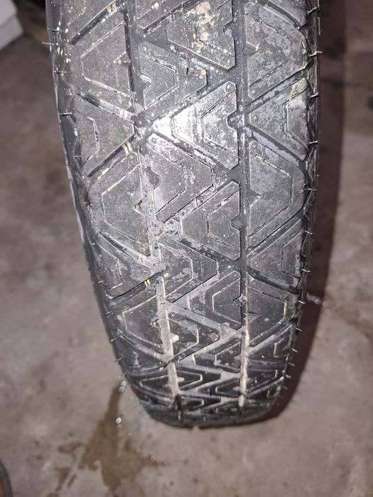 Pneu sobressalente e jante BMW e46