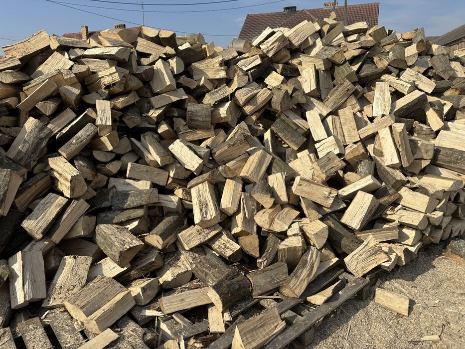Układane Drewno Kominkowe Drzewo Opałowe Akacja Dąb Buk Grab Brzoza