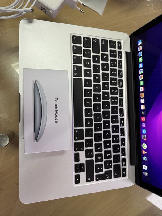 Vendo Macbook Pro como novo c/ garantia