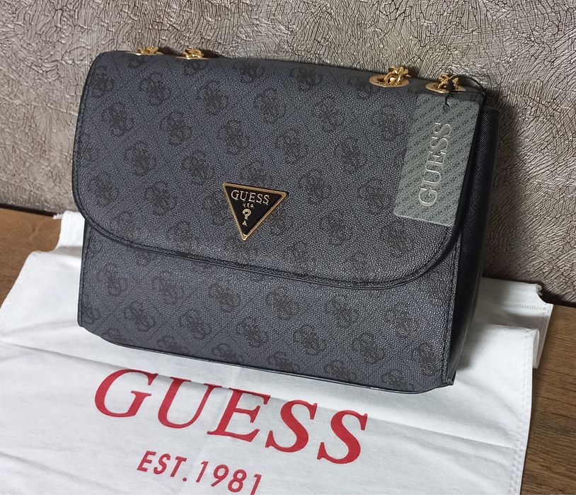 Сумка guess женская гес через плечо большая с бирками