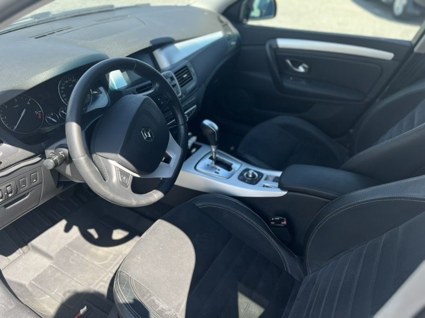 Renauit laguna 3 2.0d akp