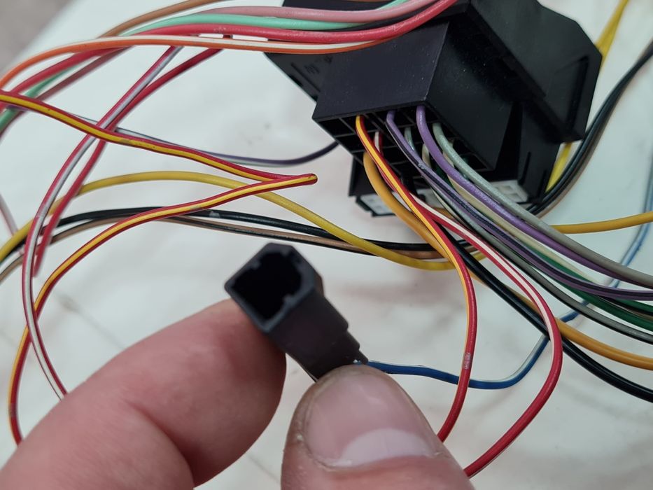 Volkswagen Clarion адаптер EV1279AI.