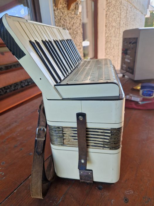 Akordeon Maineherold 80 basowy