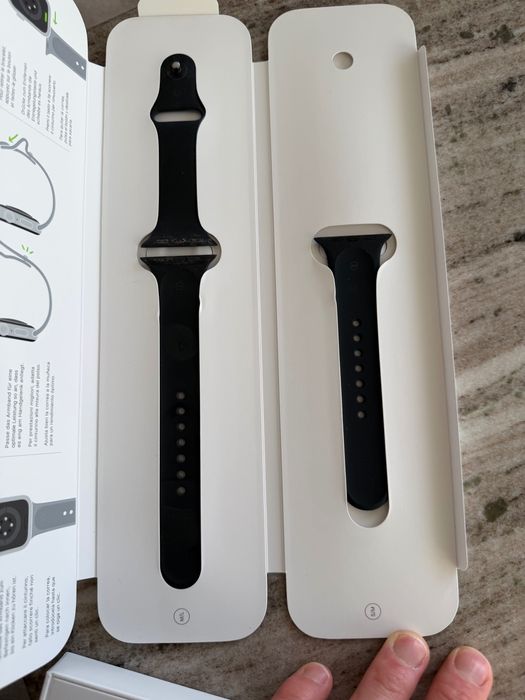 Apple Watch Series 6 - 44mm (Aluminium, GPS)