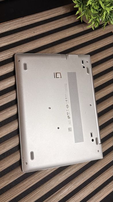 Продам Ноутбук HP EliteBook 735 G5 / Ryzen 3 PRO 2300U