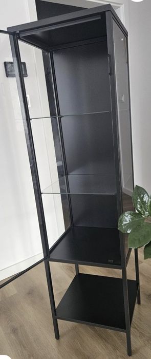 Witryna Ikea Rudsta matalowo-szklana
