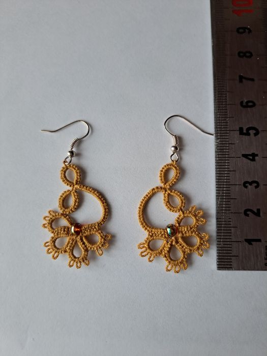 Kolczyki frywolitkowe