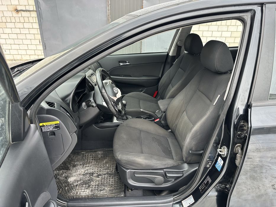 Hyundai i30 1.6 cdti 2008 авто після дтп