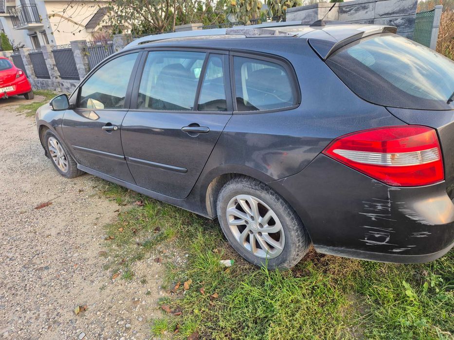 Renault laguna. Rezerwacja