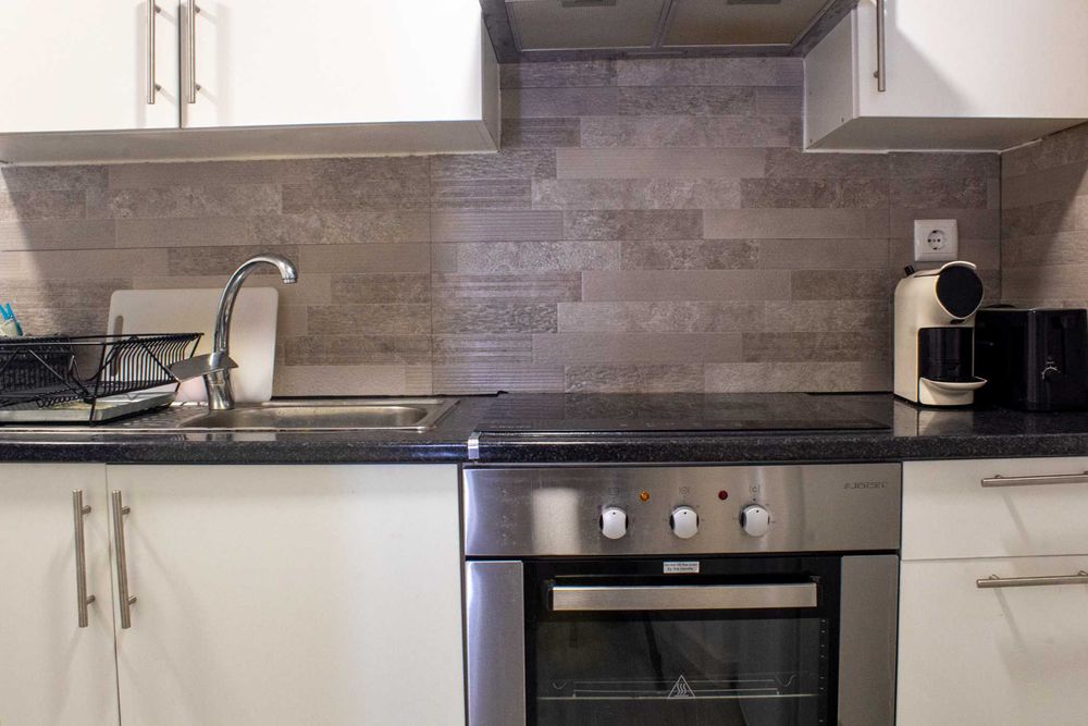 Arrenda-se apartamento novo/remodelado, mobilado e com cozinha equipada para entrada dia 01/07