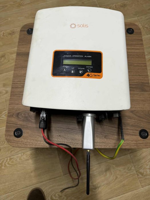 Sprzedam Falownik Solis mini 3000 4g