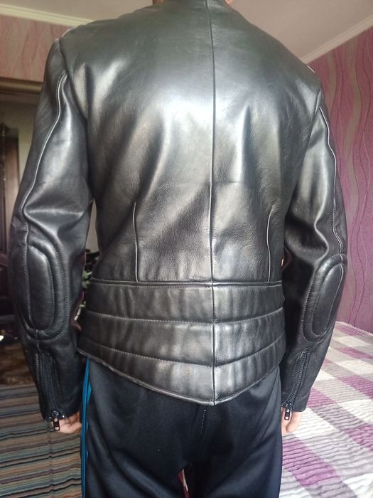 мотокуртка-косуха кожанная