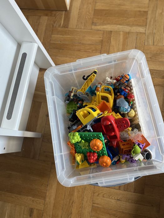 Duplo, ponad 260 klockow, zwierzęta, koparka, samolot, policja, elza
