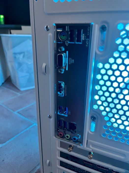 Gaming PC! RTX 3060TI | RYZEN 5 | 16GB RAM | WIFI |