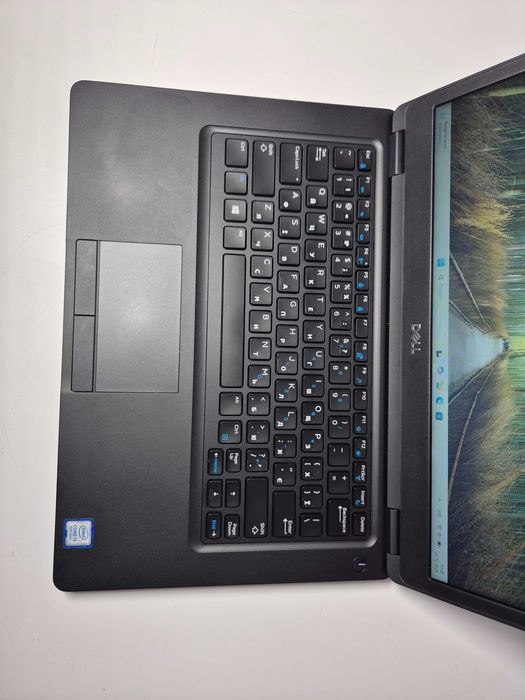 Dell 5490 14,1' HD Intel i3-8130U, Ram 8Gb, SSD 128 Gb