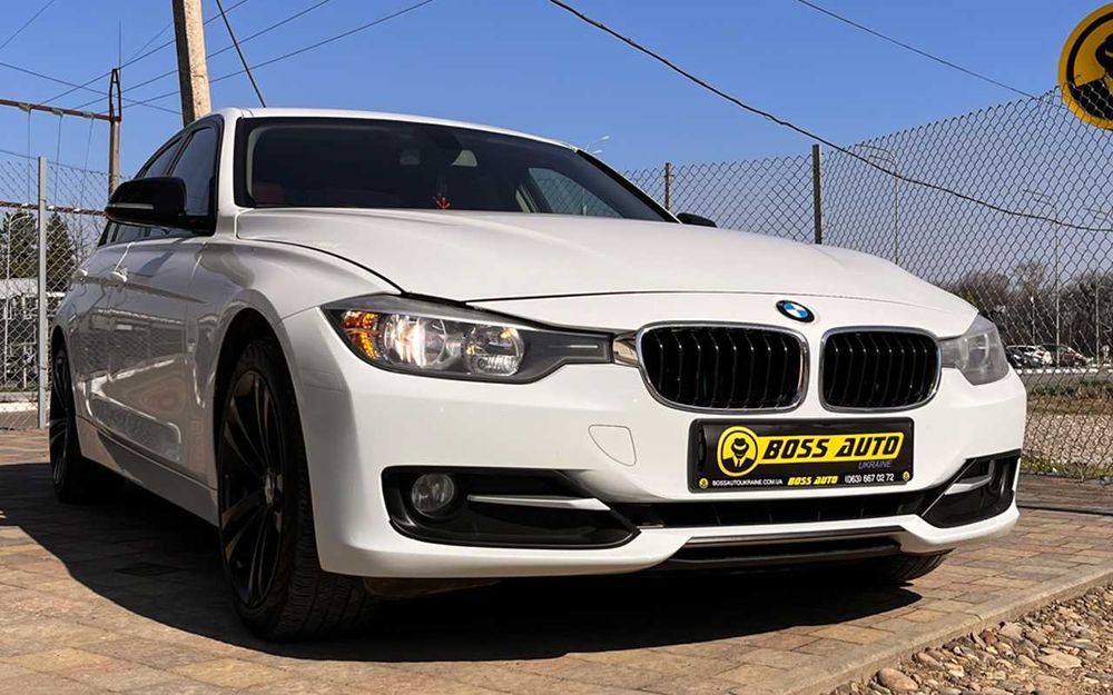 BMW 320І   2013