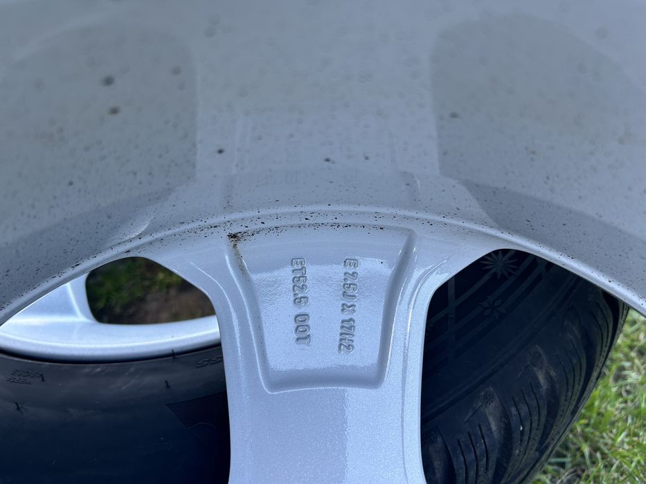 Felgi Aluminiowe oryginalne  Ford 17” BDB stan