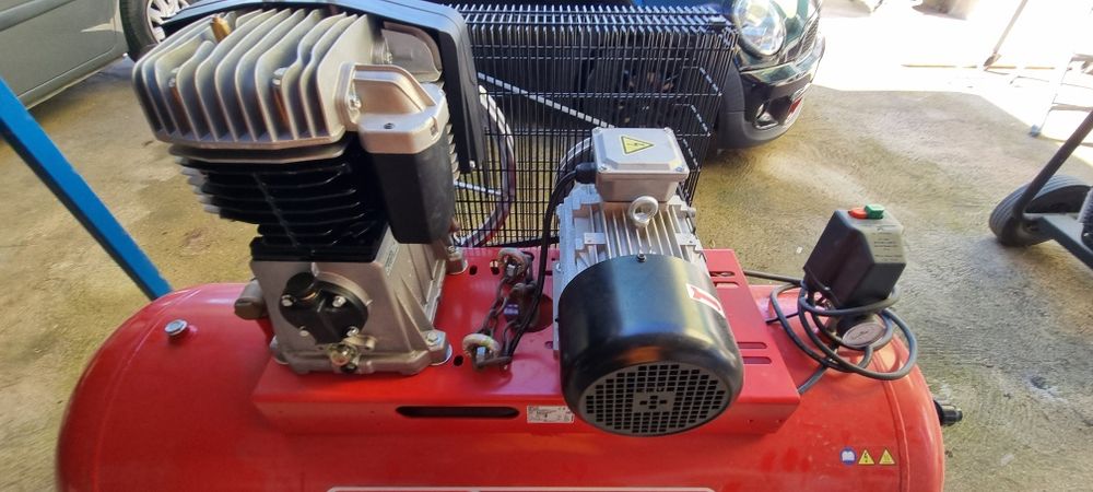 Vendo Compressor de 12 Quilos