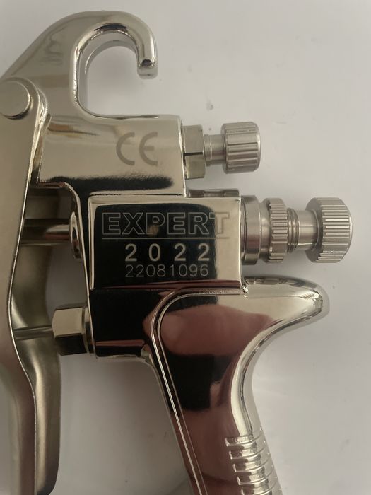 Pistolet lakierniczy Expert HP 1.8 mm / Nowy