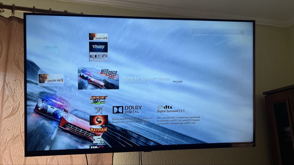 Ігрова приставка sony playstation 3 slim 320 GB +2 джойстика +25 ігор