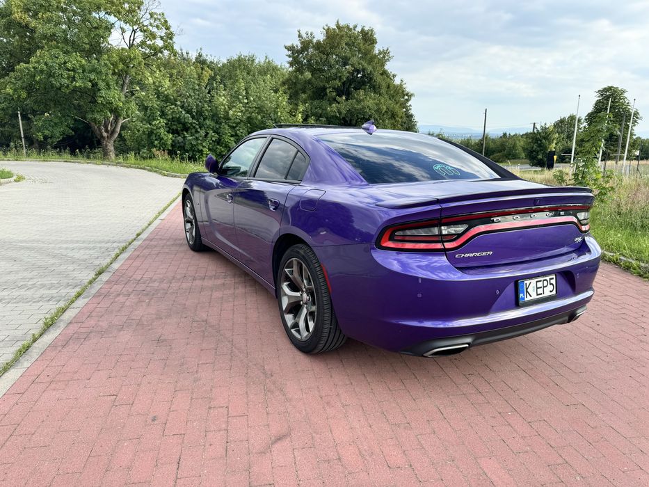 Dodge Charger 2016 – 5.7 HEMI | Plum Crazy