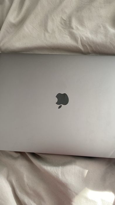 Macbook pro 2019 16’’
