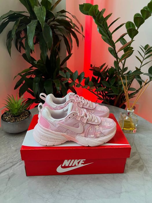 Nike Runtekk V2K  Pink Flowers, Найки