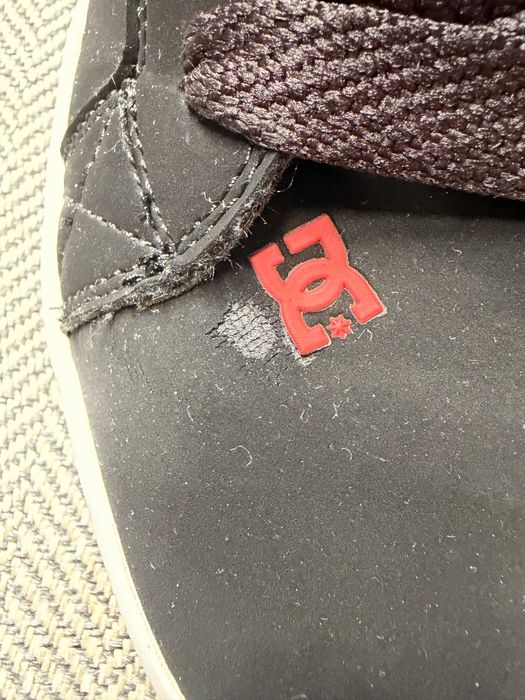 Dc Shoes Court Graffik 42 Czarno Czerwone