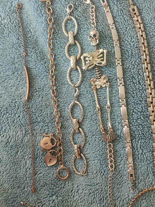 Продаж   разной. бижутерии