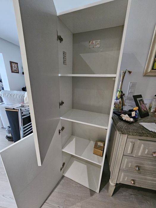 Móvel alto de wc com duas portas