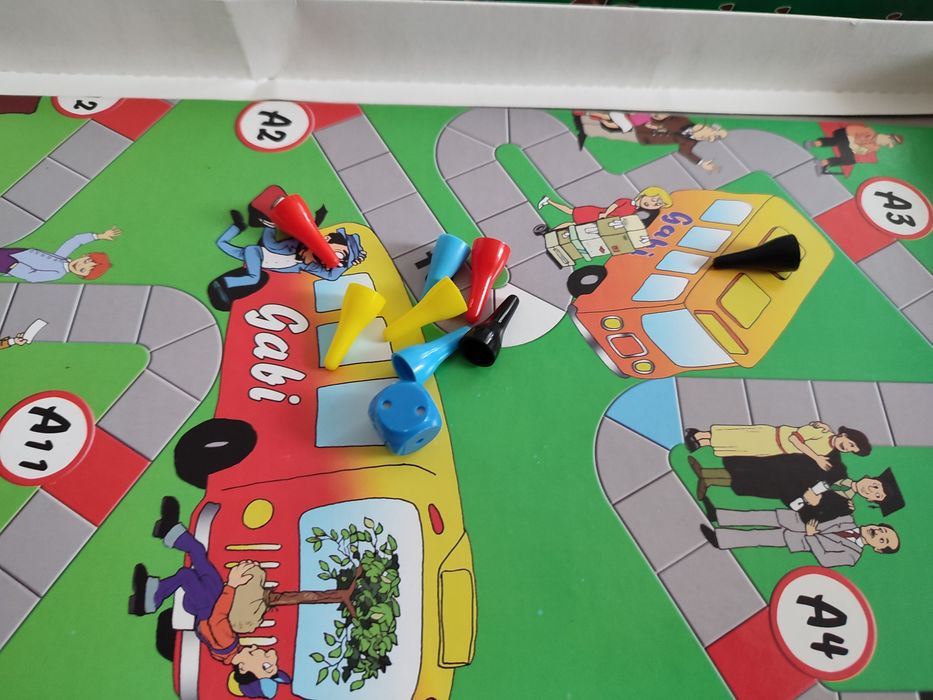 Gra planszowa  wesoły autobus ,grzybobranie ,przystanki