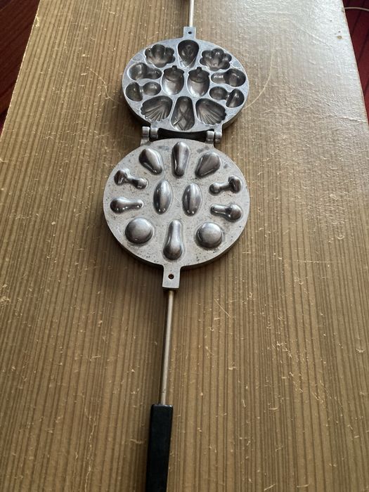 Каструлі алюмінєві, емальовані радянських часів