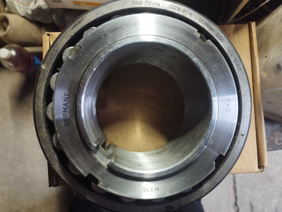 Підшипник 22216 E1-К FAG (Германія)