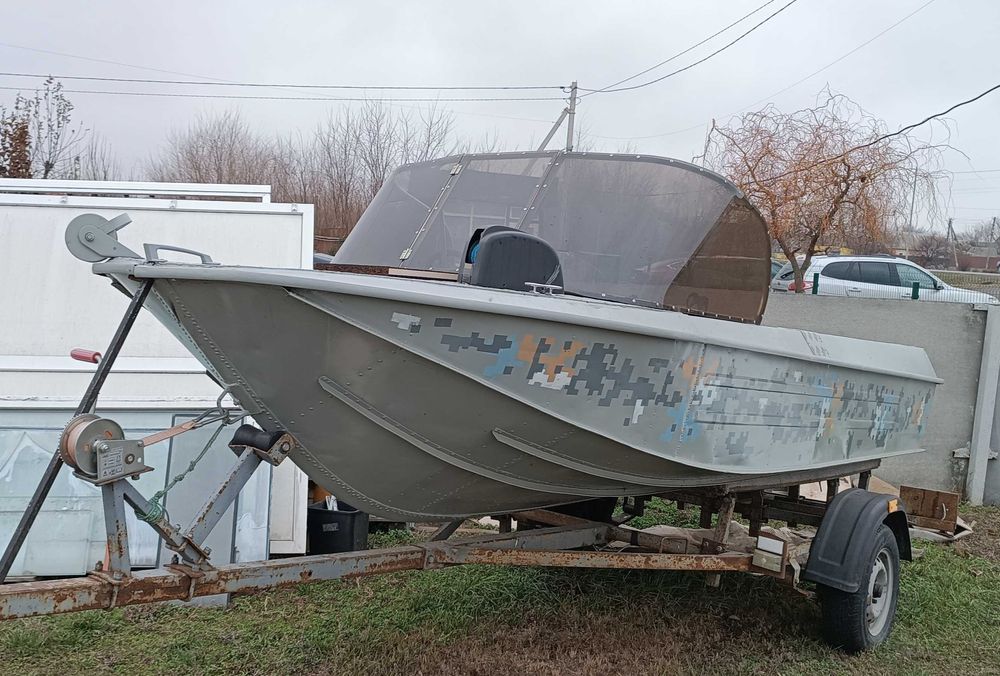 Продам Лодка Ока 4