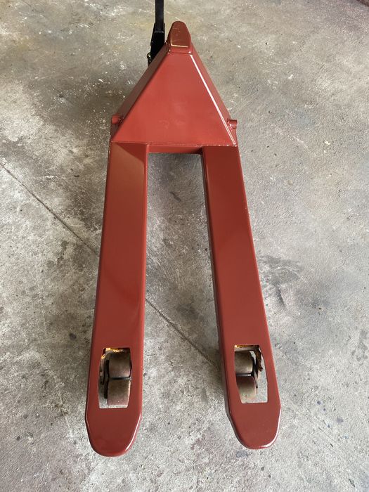 Ремонт и выкуп гидравлических тележек , штабелеров и рокл(рохл)