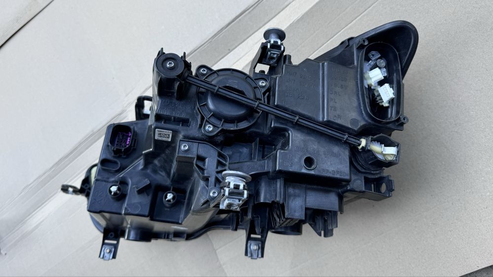 Фара Cupra оригінал