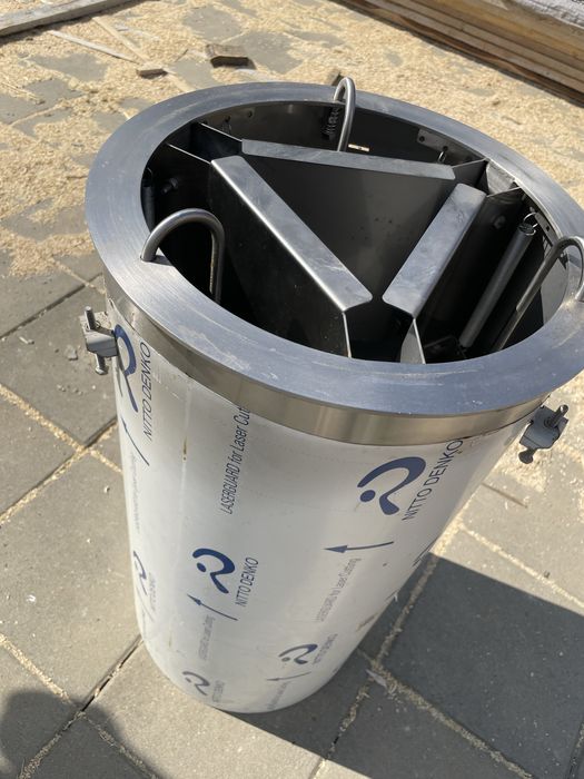 Dystrybutor talerzy tuba na talerze KOMAT KL6-40.1028.19