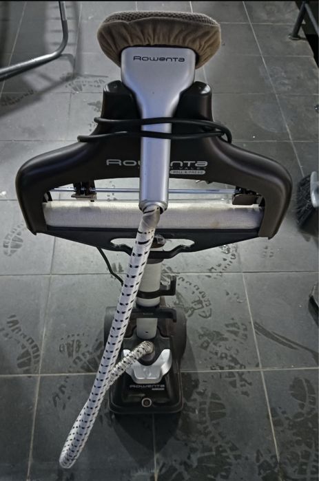 Vendo ferro de engomar vertical rowenta