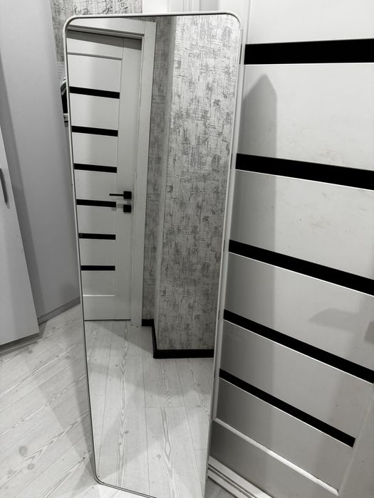 Продам зеркало в пол