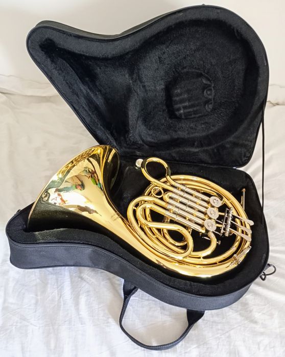 Trompa Thomann F (reservada)