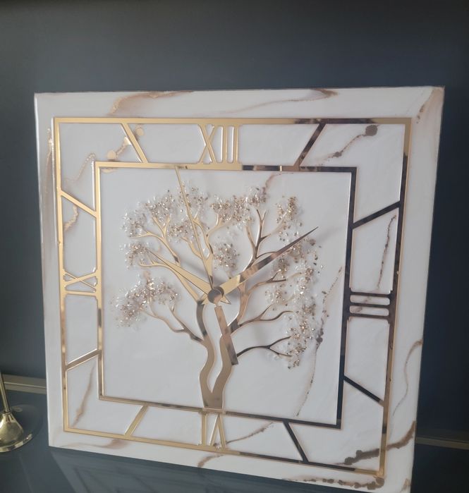 годинник зєпоксидної смоли