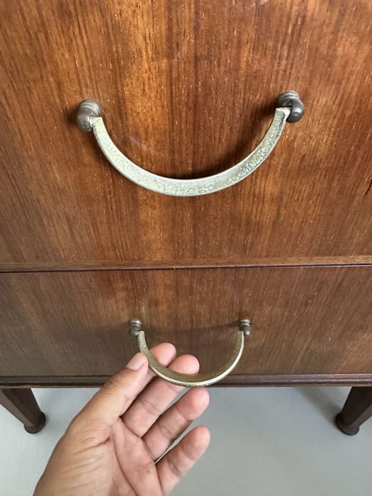 Comoda  design vintage em teca